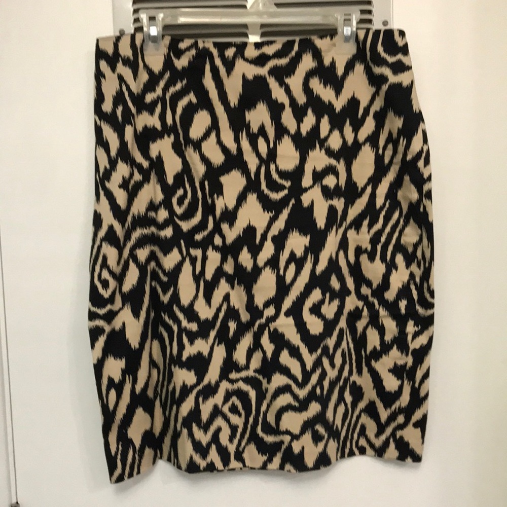Larry Levine Size 12 Pencil Skirt
